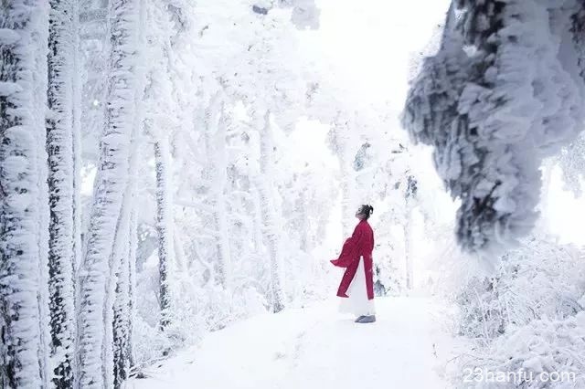 【庐山雪】雪与汉服 点缀着这个冬天的美