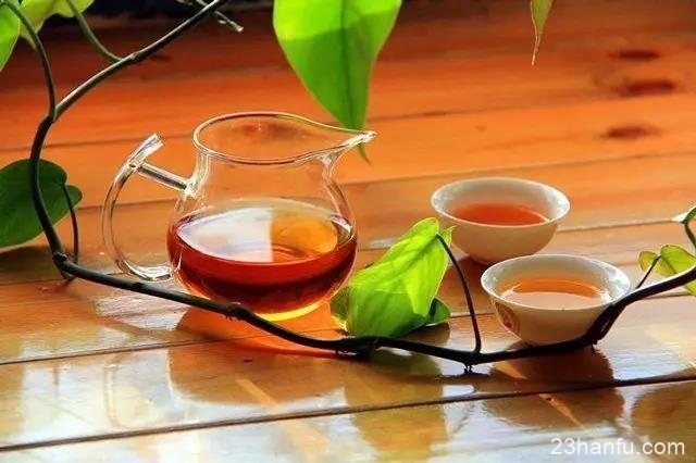 【茶道】男人喝茶追求品质，女人喝茶讲究气质
